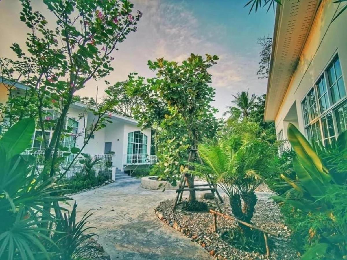 Utapao Sattahip Rayong Resort Ban Nong Sa Esterno foto
